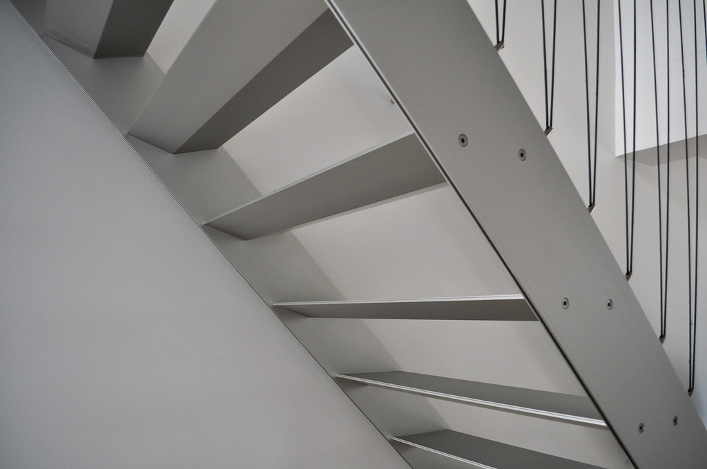 Moderne Stahltreppe
